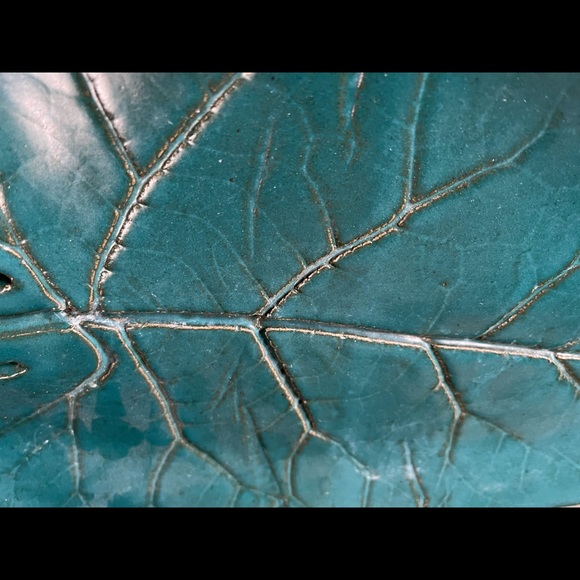 Exquisite Leaf Art/Tray - Picture 3 of 8